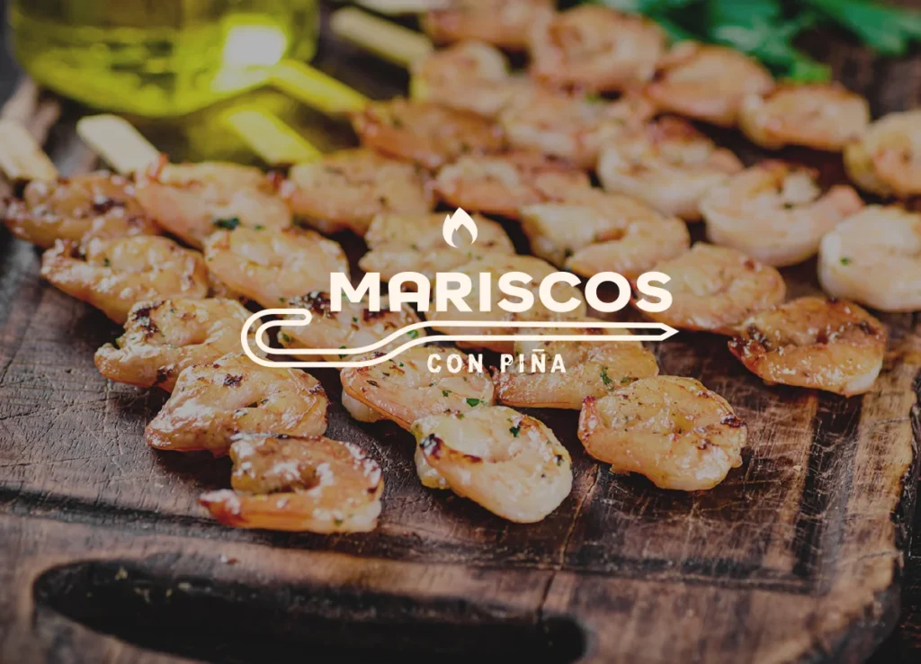 receta de pinchos con mariscos y piña al barril